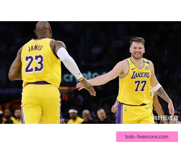 湖人积极争夺字母哥目标与东契奇搭档引发震动级交易